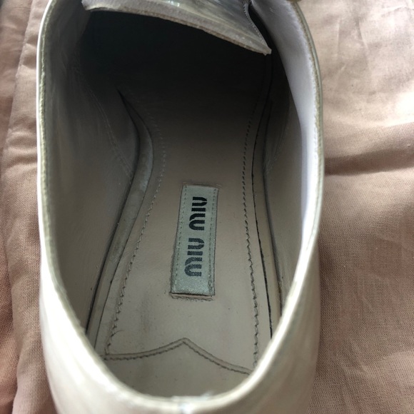 Miu miu like new!!!! - Picture 3 of 5